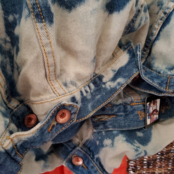 DOLLHOUSE Blue Jean Acidwash Crop Top Denim Jacket - Picture 4 of 4